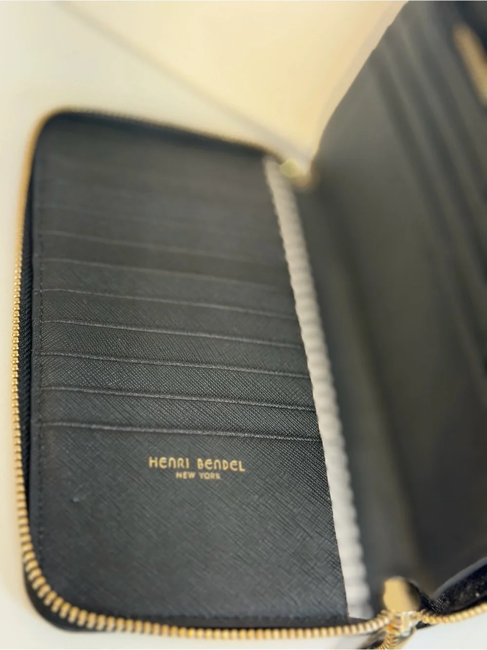 Henri Bendel Military Patches Saffiano Leather Zippy Wallet Rare Limited